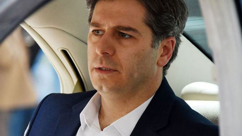 Ο Αλέξανδρος Μπουρδούμης μιλάει για τον ρόλο του ως Αλέξης Τσίπρας στη νέα ταινία του Κώστα Γαβρά