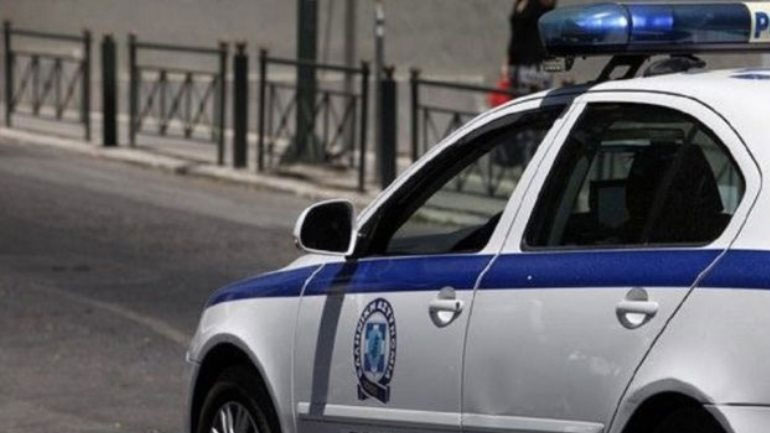 Εξιχνιάστηκε η υπόθεση κλοπής περιπολικού της Διεύθυνσης Μεταγωγών και Δικαστηρίων Αττικής