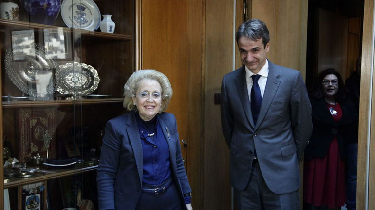 FT: Πρώτη πολιτική δοκιμασία του Κυριάκου Μητσοτάκη η αντικατάσταση της Β. Θάνου