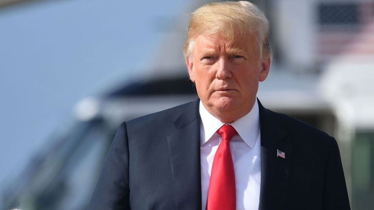 Ο Τραμπ θέλει να ενισχύσει τους ελέγχους για την αγορά όπλων