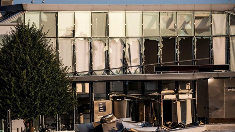 Ένας τραυματίας από την έκρηξη που σημειώθηκε στο κτίριο της Εφορίας στην Κοπεγχάγη