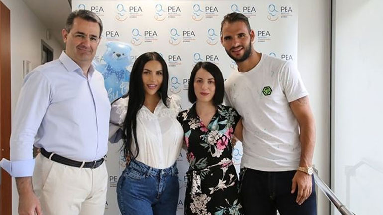 Η Ζέτα Θεοδωροπούλου αποκαλύπτει γιατί έμεινε παραπάνω ημέρες στο μαιευτήριο!