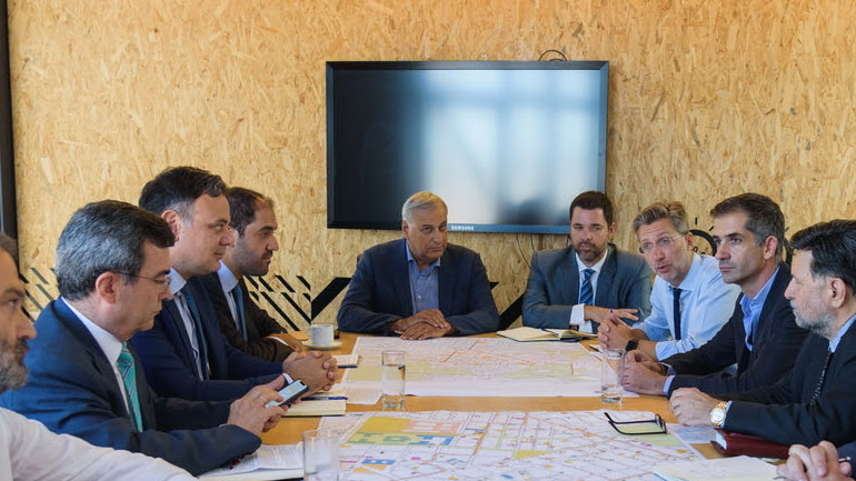 Διευρυμένη σύσκεψη για να αναζωογονηθούν το κέντρο και οι γειτονιές της Αθήνας 