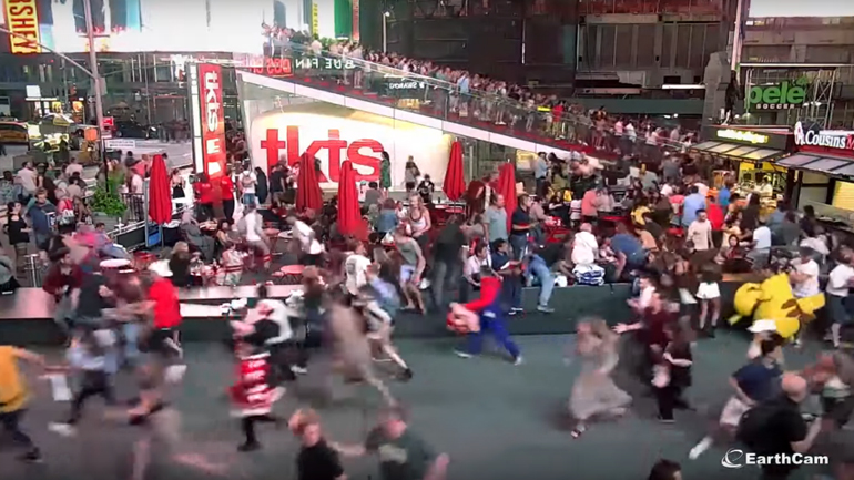 Νέα Υόρκη: Σκάσιμο εξάτμισης προκαλεί πανικό