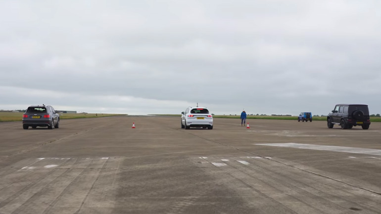 Το Suzuki Jimny τα βάζει με τα κορυφαία SUV