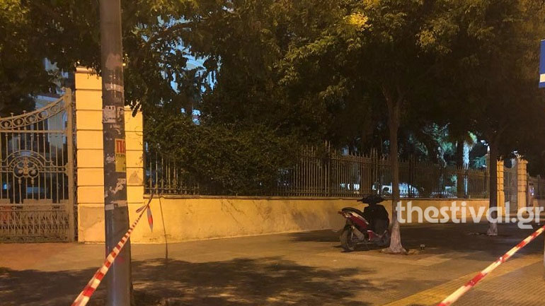 Θεσσαλονίκη: Κινητοποίηση της ΕΛ.ΑΣ. για ύποπτο μηχανάκι έξω από το ΥΜΑΘ