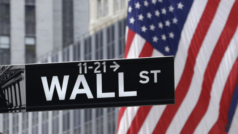 Κλείσιμο με πτώση στη Γουόλ Στριτ