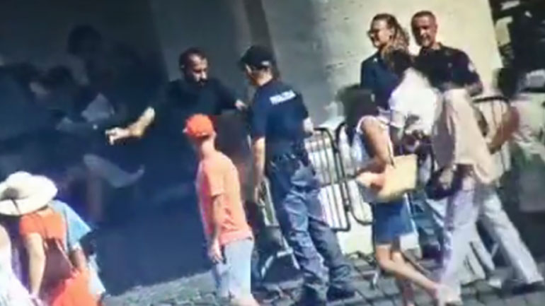 Ιταλία: Ένας Ιρακινός συνελήφθη αφού απείλησε να αυτοπυρποληθεί κοντά στο Βατικανό