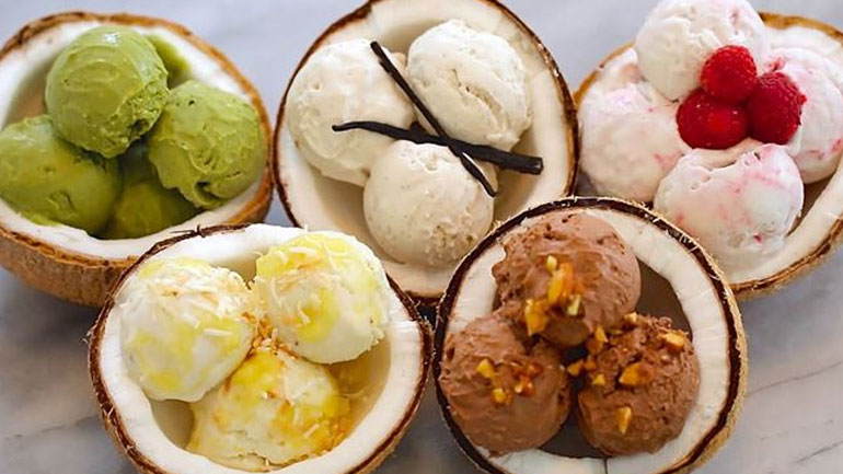 Πώς να φτιάξετε παγωτό στο σπίτι με 3 μόνο υλικά