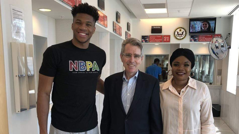 Τζέφρι Πάιατ: «Είμαι μεγάλος θαυμαστής του Γιάννη Αντετοκούνμπο»