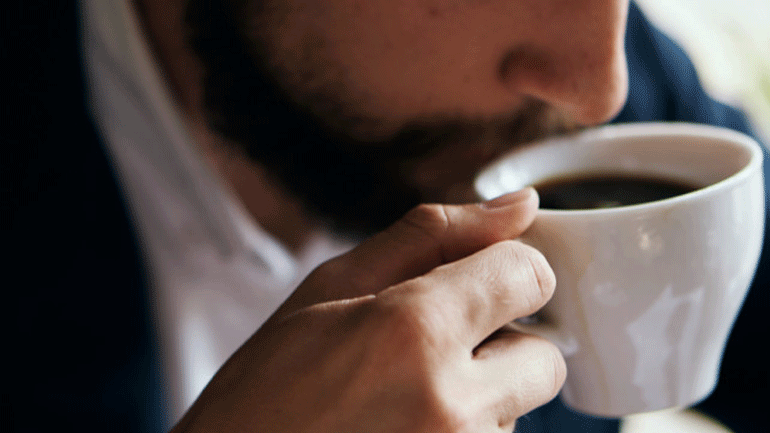 Η τακτική κατανάλωση καφέ δεν επηρεάζει την στυτική λειτουργία