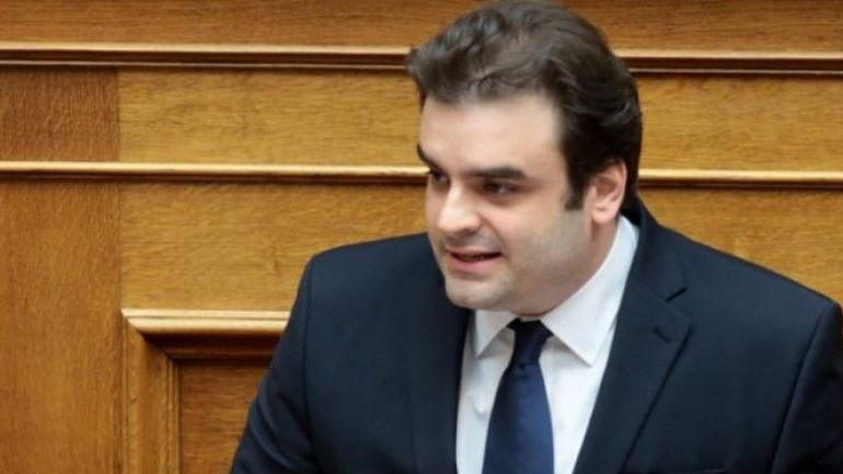 Πιερρακάκης: Γιατί δεν στάλθηκαν SMS του 112 για τη φωτιά στον Υμηττό