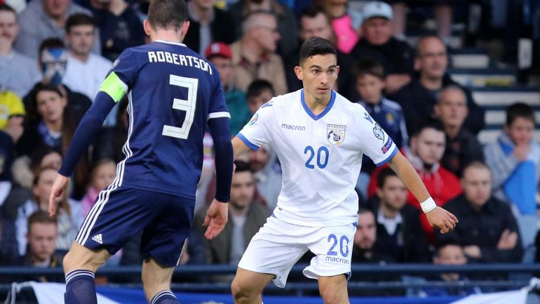 «Kλείνει Κωστή ο Ολυμπιακός – Θα μείνει δανεικός στη Νέα Σαλαμίνα για έναν χρόνο»