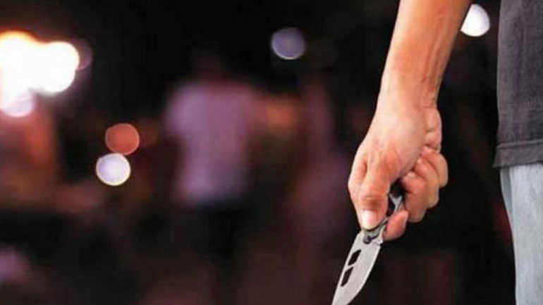 Λαμία: Μόλις βγήκε από το μπάνιο οι ληστές τον περίμεναν με το μαχαίρι