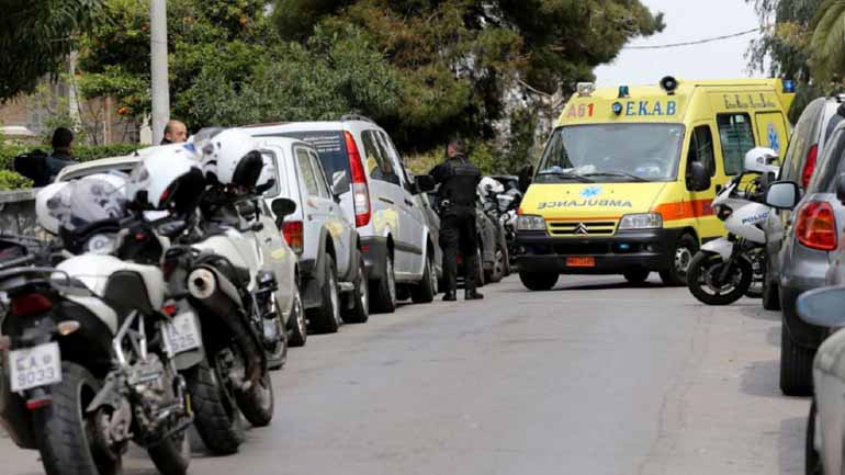 Όχημα παρέσυρε 14χρονη κοπέλα στην Ελασσόνα
