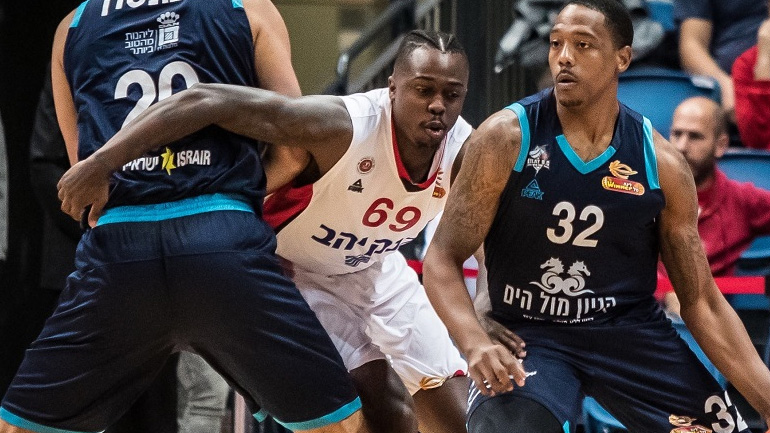 Μπάσκετ: Ενισχύθηκε με τον Λενζέλ Σμιθ ο Ηρακλής