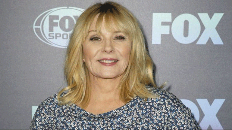 Η Κιμ Κατράλ λέει ότι δέχτηκε επίθεση μετά την άρνηση της να επιστρέψει στο Sex and the City