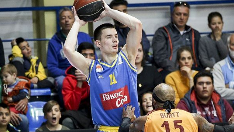 ΑΕΚ: Παραμένει δανεικός στο Περιστέρι ο Γιάννης Αγραβάνης