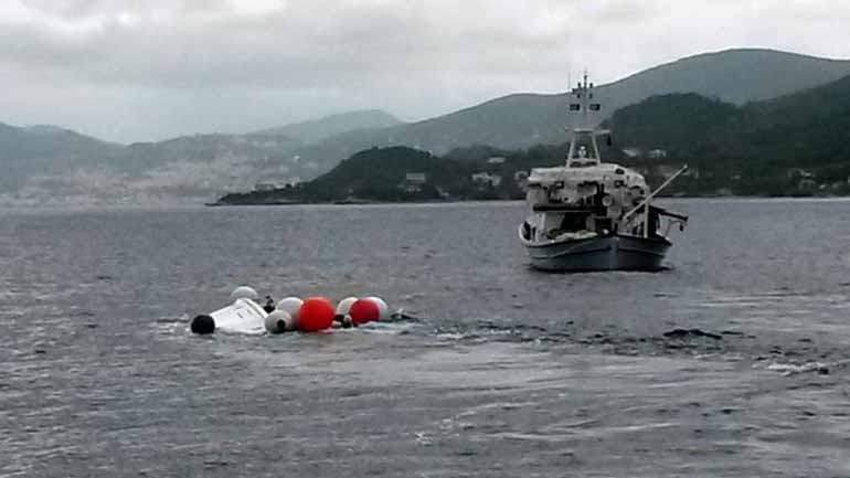 Περισυνελέγησαν σώοι οι δύο επιβαίνοντες φουσκωτού σκάφους