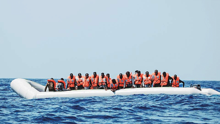 Η ιταλική δικαιοσύνη επιτρέπει σε πλοίο με μετανάστες να εισέλθει στα ιταλικά χωρικά ύδατα