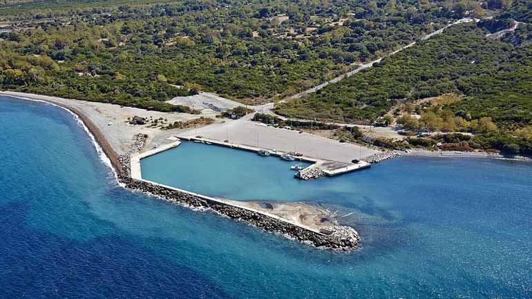 Λύση στο θέμα του αποκλεισμού της Σαμοθράκης δρομολογεί το υπουργείο Ναυτιλίας