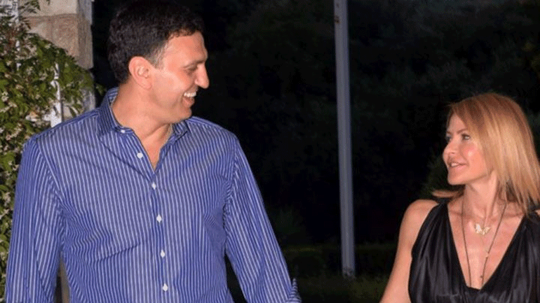 Τζένη Μπαλατσινού – Βασίλης Κικίλιας: Ποζάρουν με το μαγιό τους και εύχονται «Χρόνια πολλά»