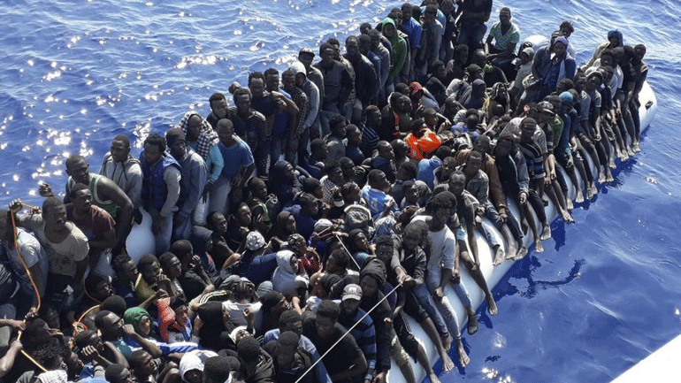 Μοναδικός επιζών μετανάστης από ναυάγιο στη Μεσόγειο περιγράφει την κόλαση που έζησε