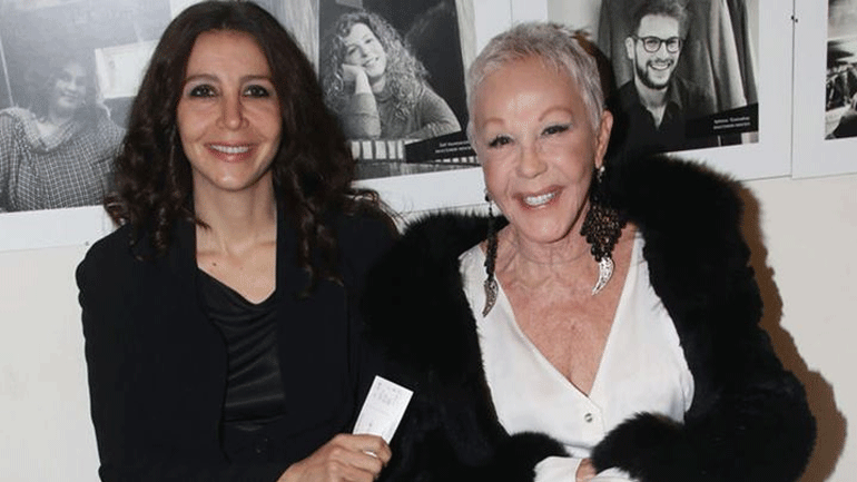 Μαρία Ελένη Λυκουρέζου: Οι συγκινητικές δημοσιεύσεις της για τα δύο χρόνια από τον θάνατο της Ζωής Λάσκαρη Μαρία Ελένη Λυκουρέζου: Οι συγκινητικές δημοσιεύσεις της για τα δύο χρόνια από τον θάνατο της Ζωής Λάσκαρη