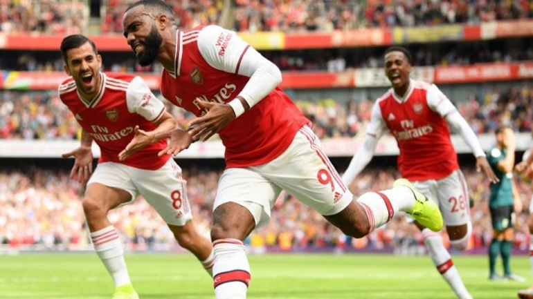 Ο Ομπαμεγιάνγκ «ξελάσπωσε» την Άρσεναλ και στη νίκη με 2-1 επί της Μπέρνλι