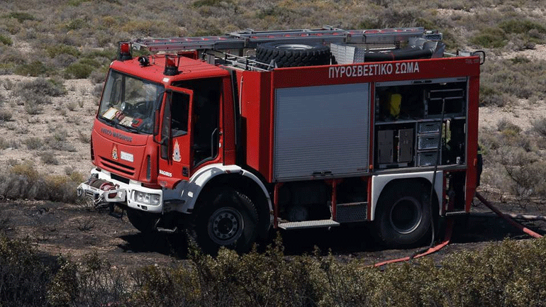 Υπό μερικό έλεγχο η πυρκαγιά στα Πικουλιάνικα Λακωνίας
