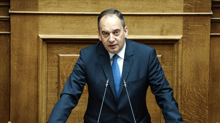 Εξηγήσεις από τους πλοιοκτήτες ζητεί ο Γ. Πλακιωτάκης για τον αποκλεισμό της Σαμοθράκης