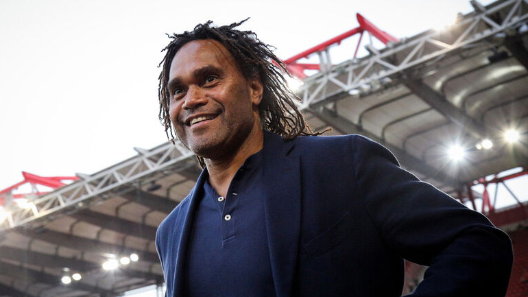 Mήνυμα Καρεμπέ προς τον κόσμο του Ολυμπιακού: «Θα είσαι μαζί μας;»