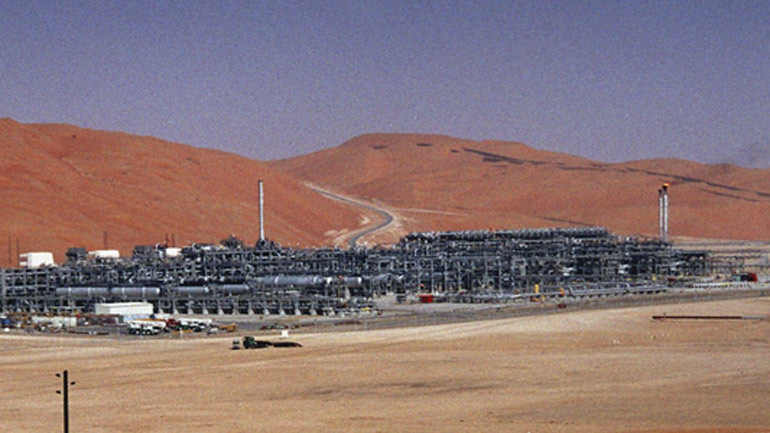 Οι Χούθι βομβαρδίζουν πλέον με drone σαουδαραβικές πετρελαϊκές εγκαταστάσεις