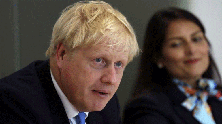 Επιμένει ο Τζόνσον για αλλαγή της συμφωνίας του Brexit