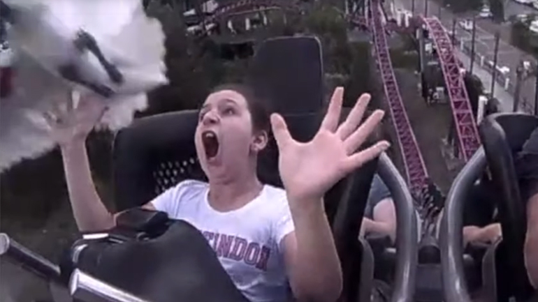 Επεισοδιακή βόλτα στο τρενάκι του λούνα παρκ