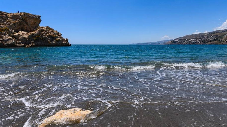 Το ύψος των υδάτων της Μεσογείου θα αυξηθεί κατά 57 εκατοστά έως το 2100