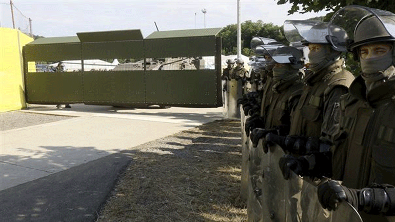 Σλοβενία: Κατασκευή νέου τμήματος φράχτη για αποτροπή διέλευσης μεταναστών