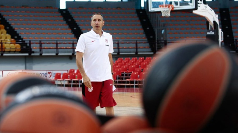 Μπλατ: «Είμαι καλά και στέκομαι όρθιος, να γίνουμε ξανά επιτυχημένη ομάδα»