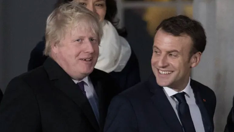 Συνάντηση Μακρόν – Τζόνσον στο Μέγαρο των Ηλυσίων