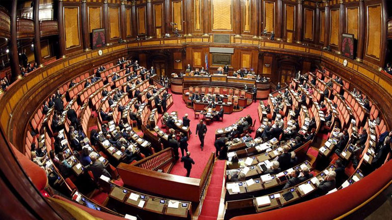 Deutsche Welle: Εφικτή μια κυβέρνηση Πέντε Αστέρων – Κεντροαριστεράς;