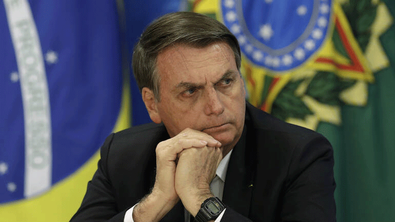 Βραζιλία: Ο Μπολσονάρου σκέφτεται να στείλει τον στρατό για να ελέγξει τις πυρκαγιές στον Αμαζόνιο