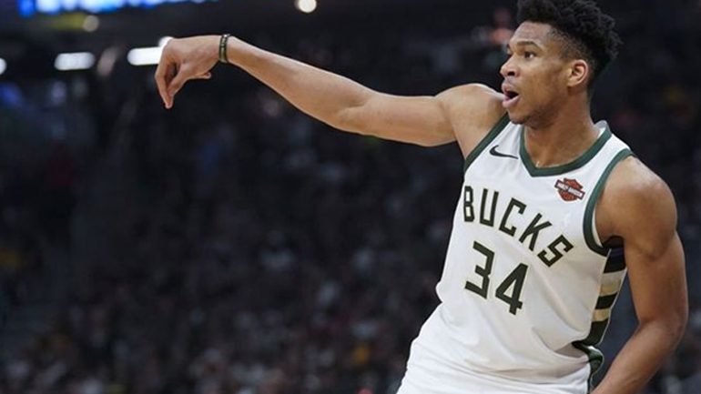 Γιάννης Αντετοκούνμπο: Ραπάρει με hit του Light σε φωτογράφηση