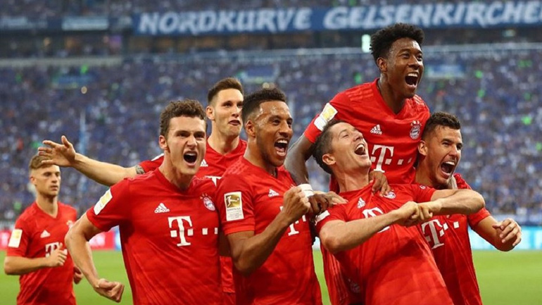 Γερμανία: «Διπλό» με… σφραγίδα Λεβαντόφσκι για την Μπάγερν, 3-0 τη Σάλκε Γερμανία: «Διπλό» με… σφραγίδα Λεβαντόφσκι για την Μπάγερν, 3-0 τη Σάλκε