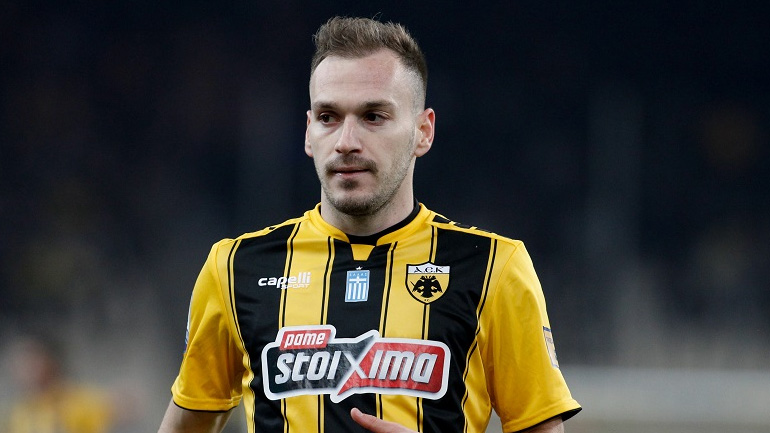 Μπακάκης: «Η ΑΕΚ πηγαίνει πάντα για το πρωτάθλημα»