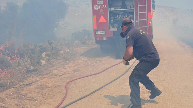 Πυρκαγιά και στη Σάμο