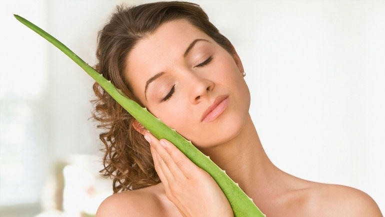 Επιστροφή από τις διακοπές – Φροντίστε το δέρμα σας με φυσική αλόη