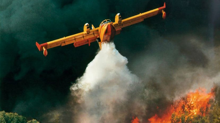 Πενήντα έξι δασικές πυρκαγιές εκδηλώθηκαν το τελευταίο 24ωρο σε όλη την Ελλάδα