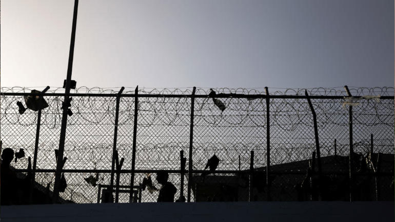 Άγριο φονικό στη Μόρια – Ανήλικος πρόσφυγας επιτέθηκε σε ομοεθνείς του