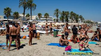 Εκατομμύρια τουρίστες συρρέουν και φέτος στην Ισπανία