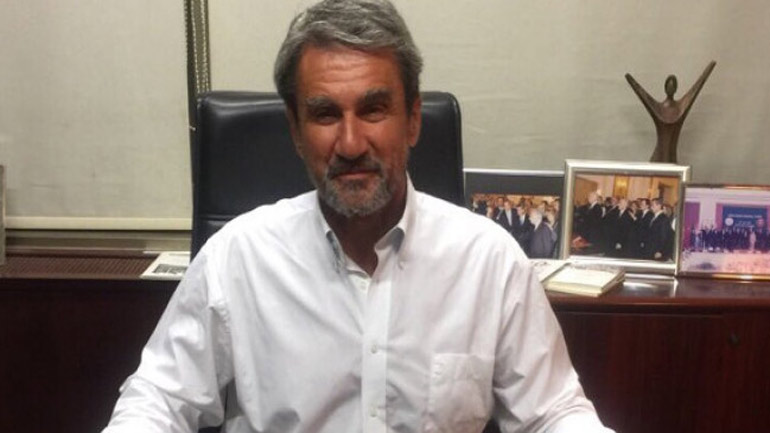 Νέο λουκ στο Κίνημα Αλλαγής